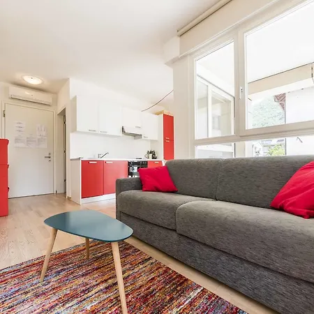 Cooper L Ca De Bezzi *