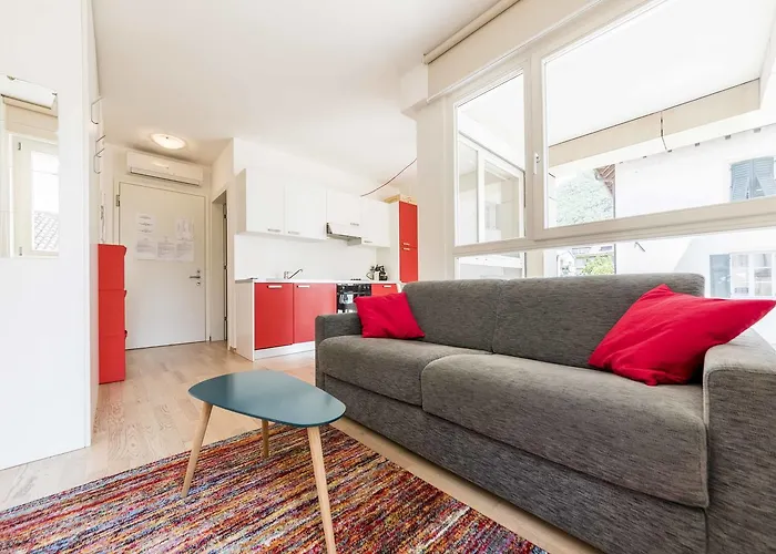 Cooper L Ca De Bezzi *